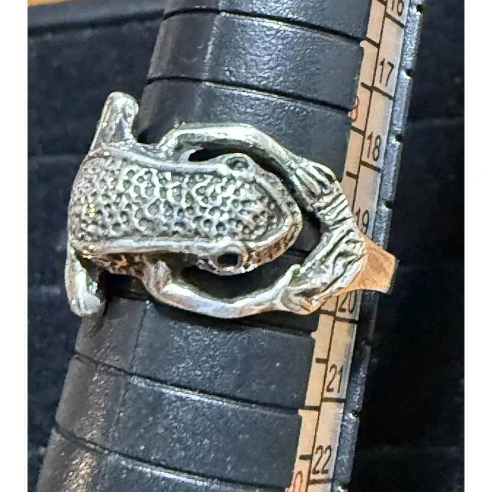 Vintage Sterling Silver 925  Frog Ring Size 8.75
